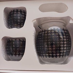 New In Box With Tags Glass Teapot and Two Cups Black and White Checkered